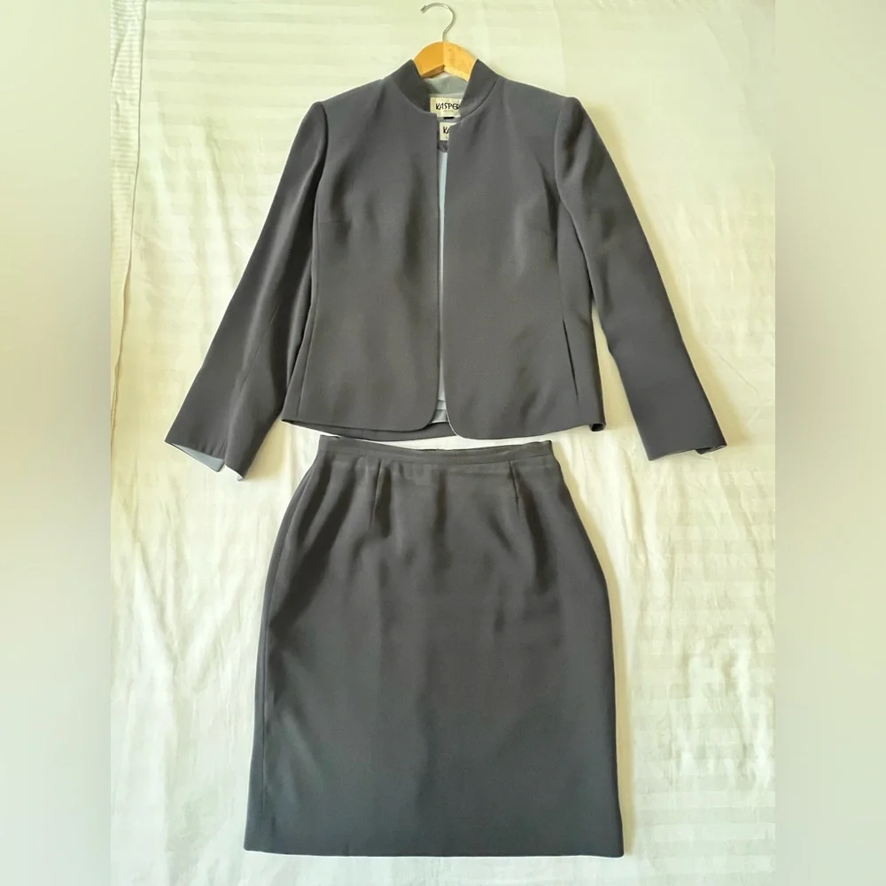 Kasper Charcoal 3 Piece Suit - Picture 5 of 9